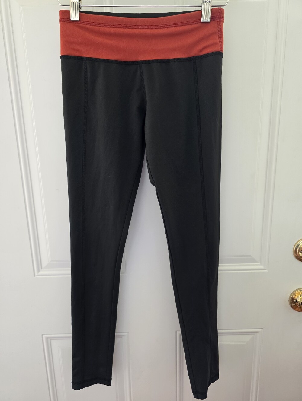 Nike Black Leggings with Red Waistband Size Small